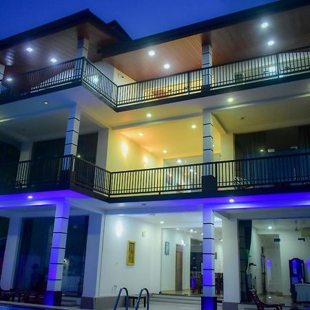 Minuri Villa Хиккадува Экстерьер фото