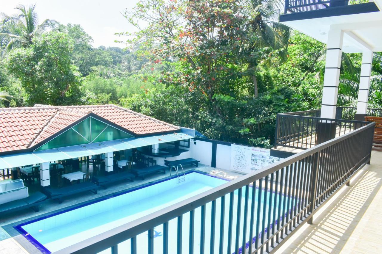 Minuri Villa Хиккадува Экстерьер фото