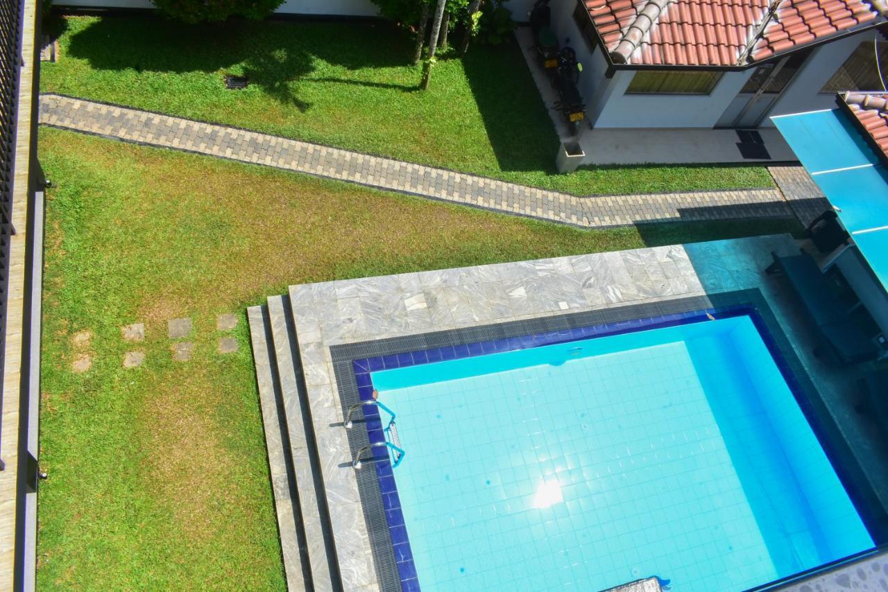 Minuri Villa Хиккадува Экстерьер фото